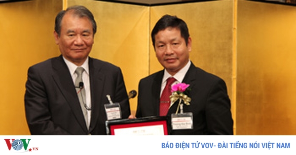 Ông Trương Gia Bình là doanh nhân Việt Nam đầu tiên nhận giải thưởng Nikkei Asia