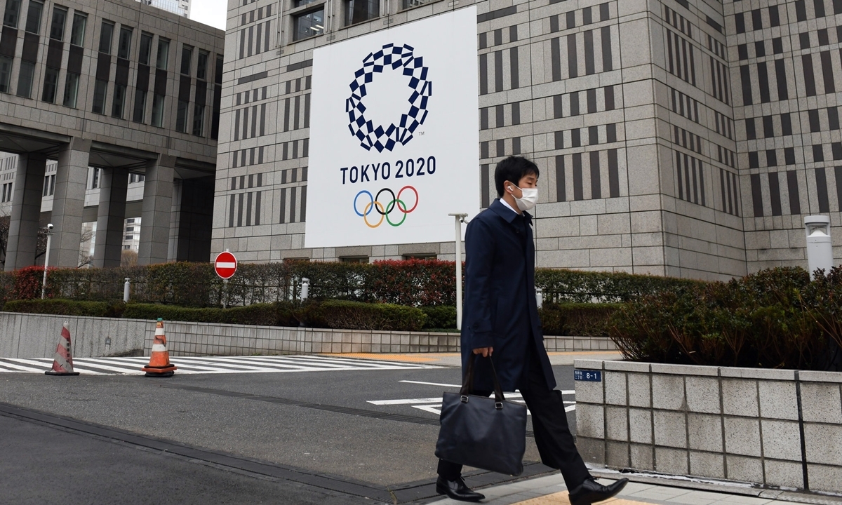 Kể từ Thế chiến II, Olympic chưa một lần bị hoãn hoặc hủy. Ảnh: New York Times.