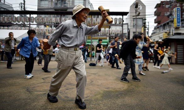 Một con số đáng kính nể: hơn 70.000 người Nhật đại thọ 100 tuổi - Ảnh 1.