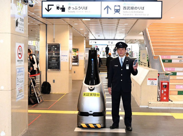 Nhật Bản ra mắt robot tuần tra an ninh tại sân bay